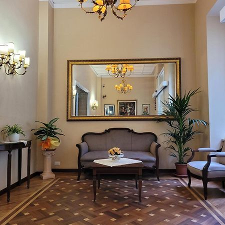 Hotel Villa Aricia Аричча Экстерьер фото