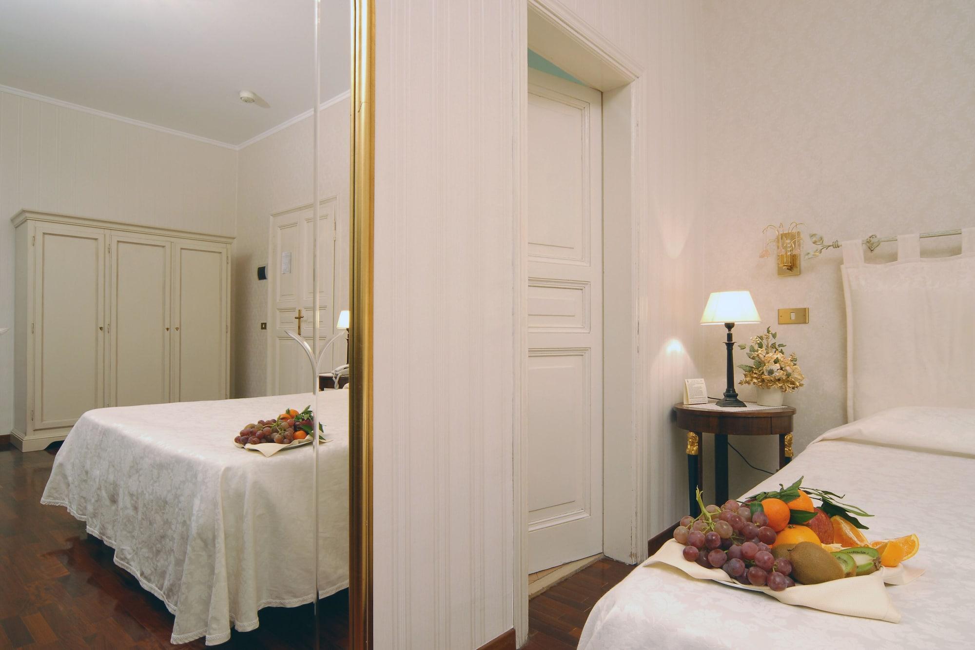 Hotel Villa Aricia Аричча Экстерьер фото
